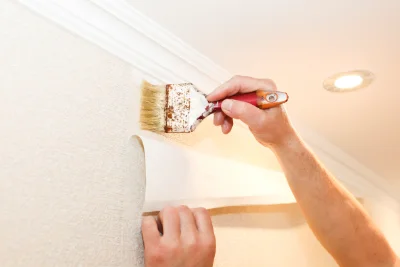Pose de papier peint à Romelfing — revêtements muraux et toiles de verre
